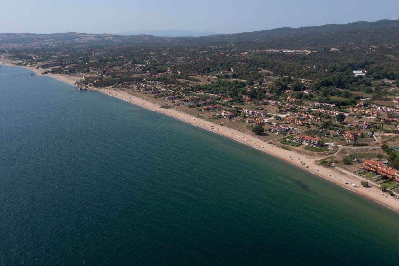 Katevi Luxury Seafront Villa Ierissos Exterior foto